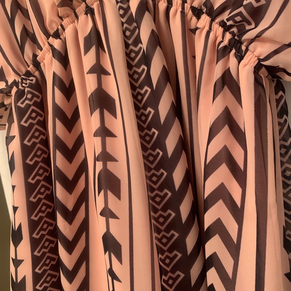 Honey Belle dress with low V, soft pink with arrow design - Picture 8 of 13